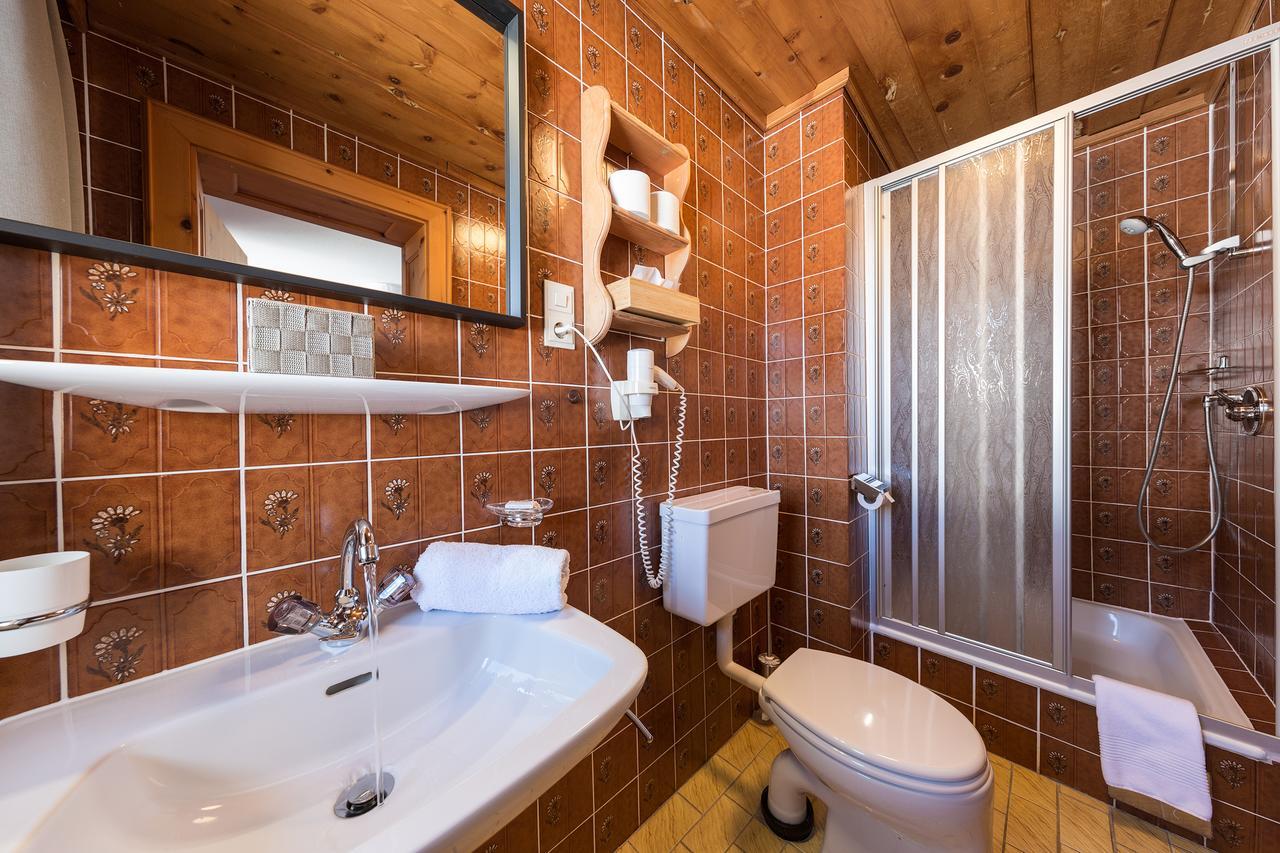 Haus Gollas Sankt Anton am Arlberg Bagian luar foto