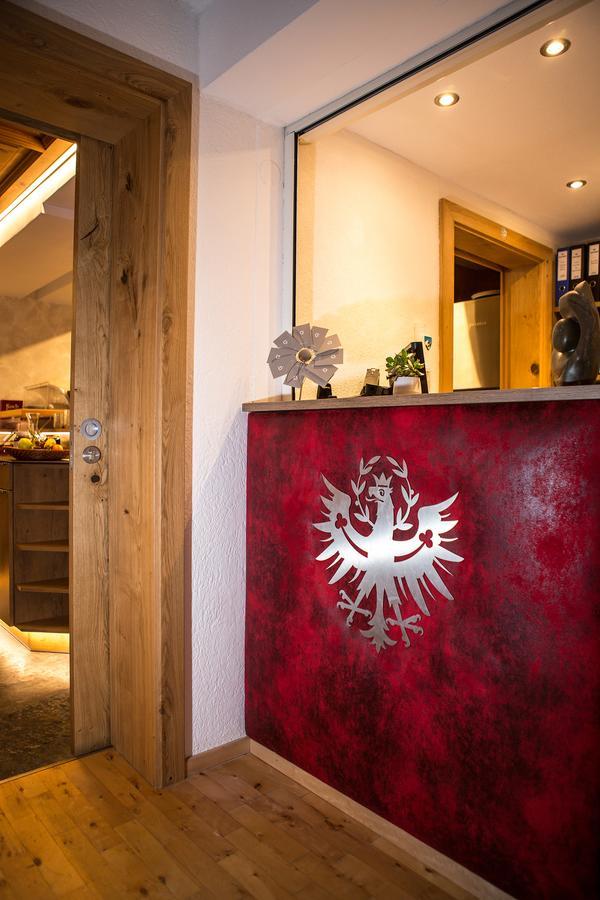 Haus Gollas Sankt Anton am Arlberg Bagian luar foto