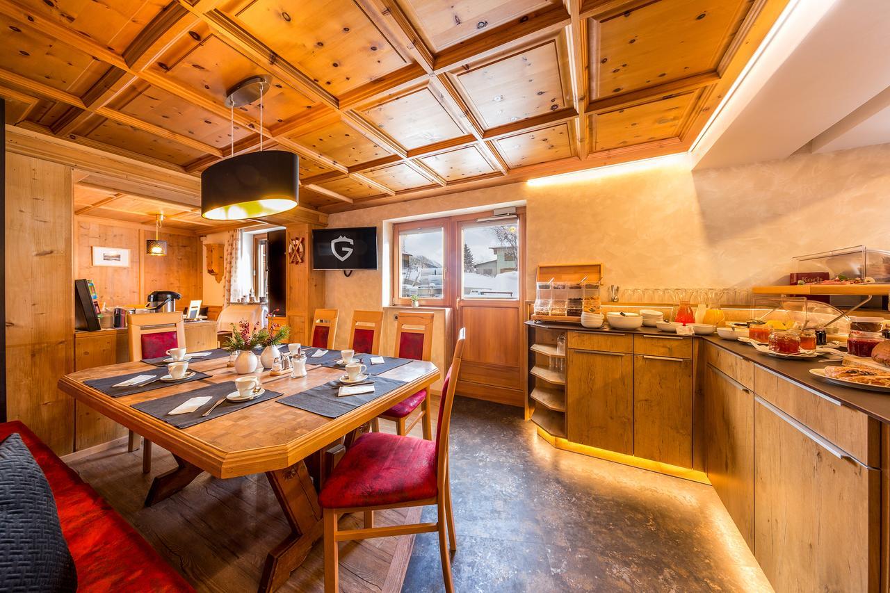 Haus Gollas Sankt Anton am Arlberg Bagian luar foto