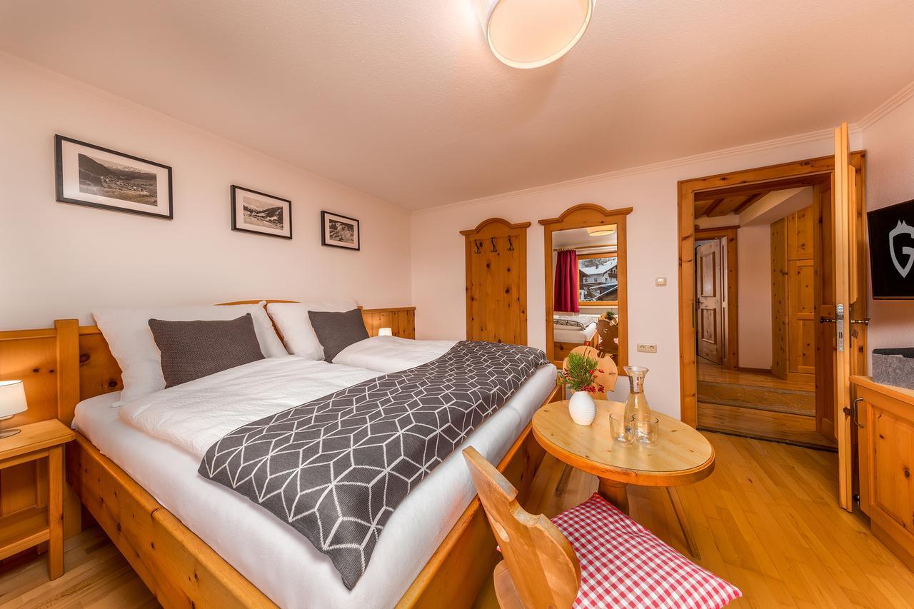 Haus Gollas Sankt Anton am Arlberg Bagian luar foto